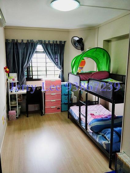 Blk 698B Hougang Street 61 (Hougang), HDB 5 Rooms #158831702